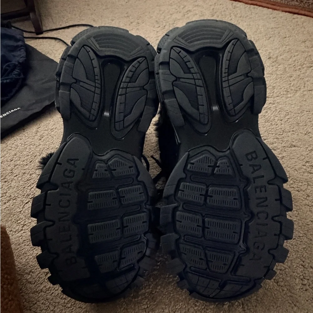 Balenciaga Dark Fur Boots - Picture 5 of 5